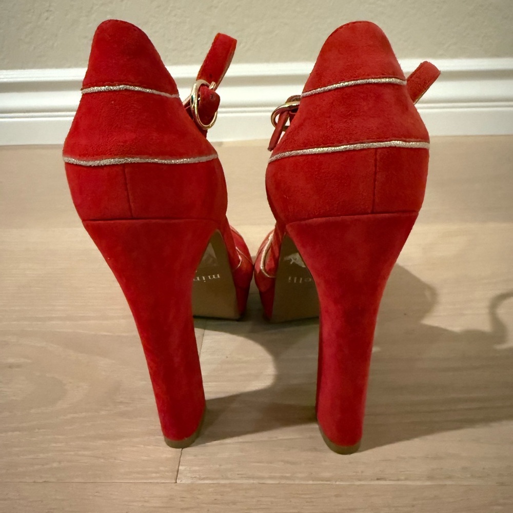 Minnelli Red Women’s heels NWOT - Picture 3 of 5